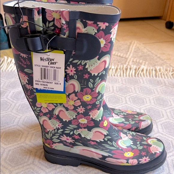 NWT Western Chief Women's Garden Play Tall Rain Boot Chicken/Floral pattern Sz:9 - Picture 8 of 12